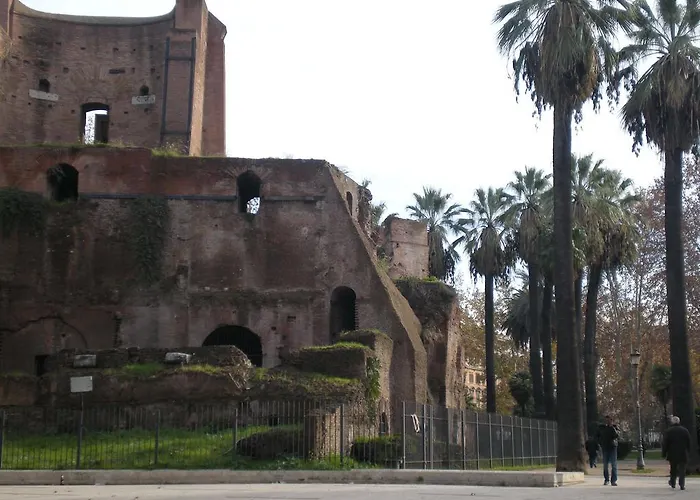 Le Sibille - Colosseum 10 Min Walk With Courtyard